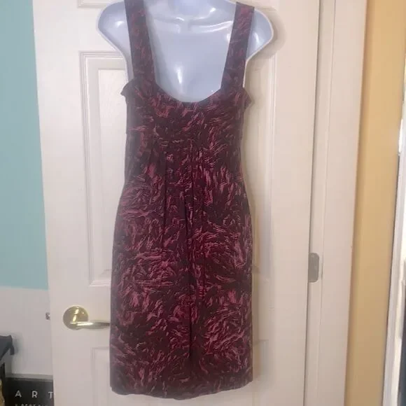 George V-Neck Dress    - Picture 2 of 3